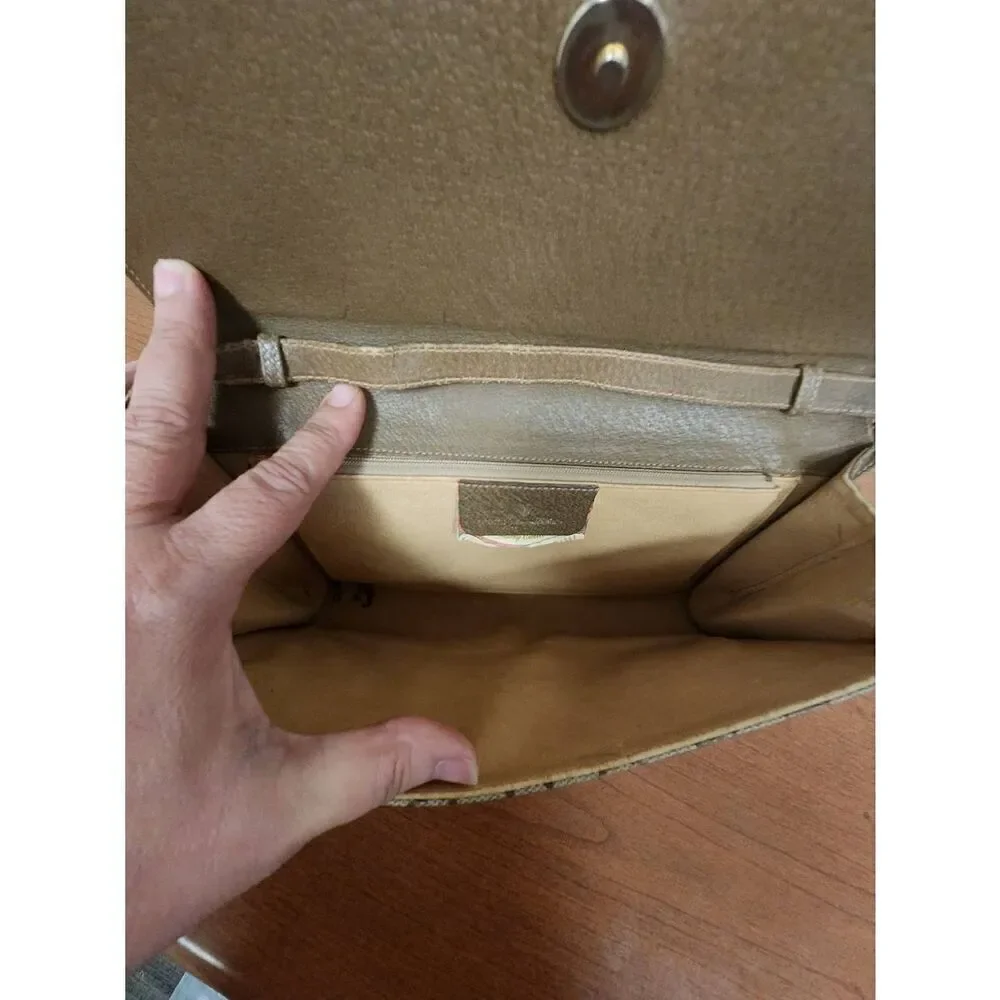 Gucci Authentic Shoulder Bag from the Accessories Collection with CERTIFICATE OF